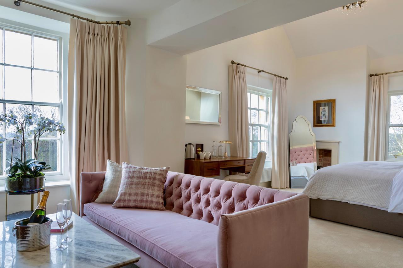 Crestow House Hotel Екстериор снимка