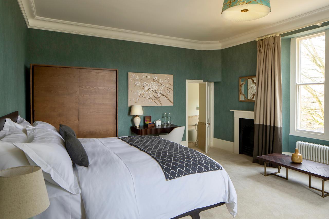 Crestow House Hotel Екстериор снимка