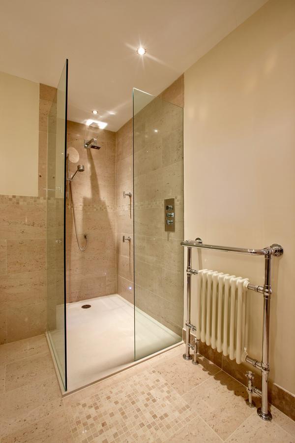 Crestow House Hotel Екстериор снимка